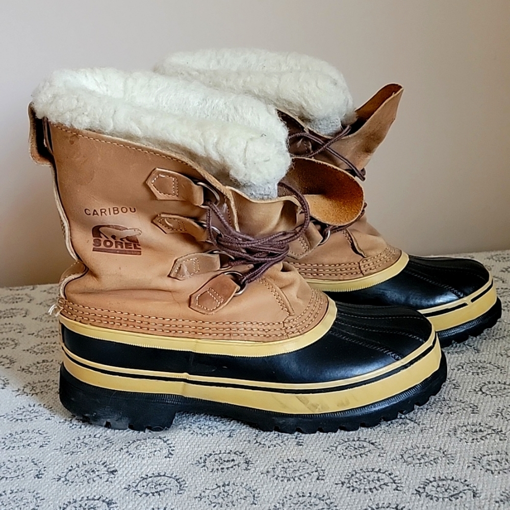 Women's Sorel Caribou Boots Size 8
